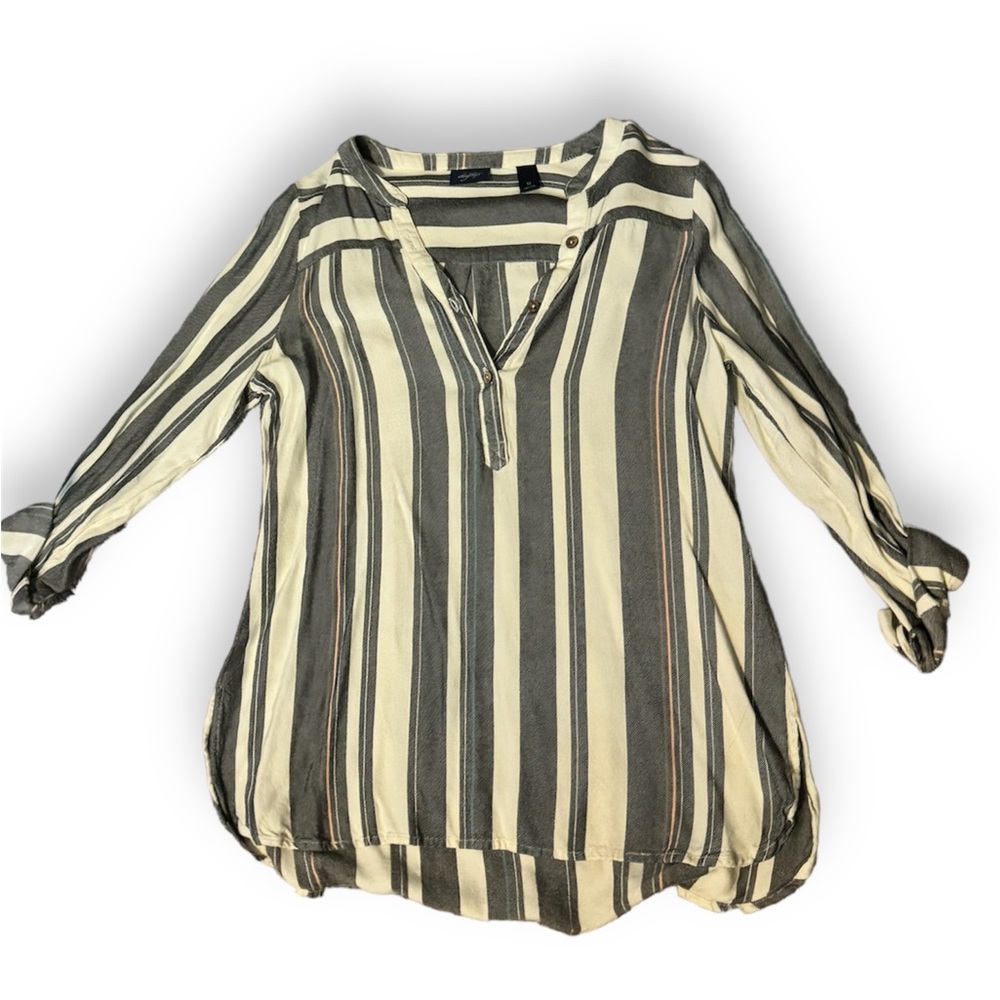 Women’s top / blouse medium